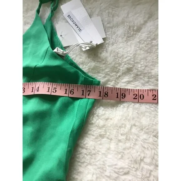 Glamour Green Backless Skater Dress - Picture 6 of 8